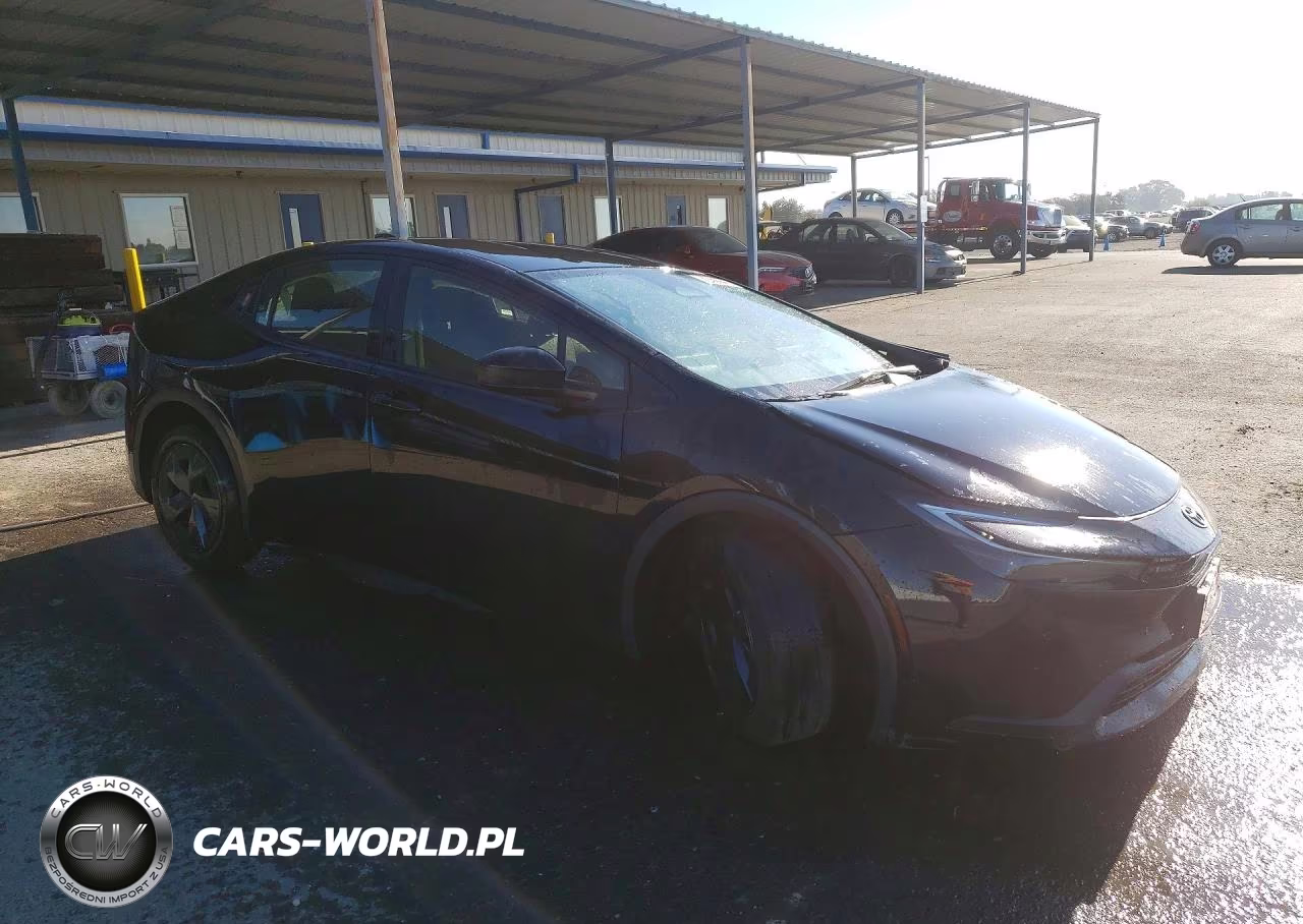 2024 Toyota Prius Le VIN:JTDACAAU7R3028490 - 4