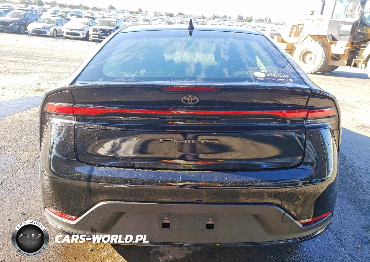 2024 Toyota Prius Le VIN:JTDACAAU7R3028490 - 6