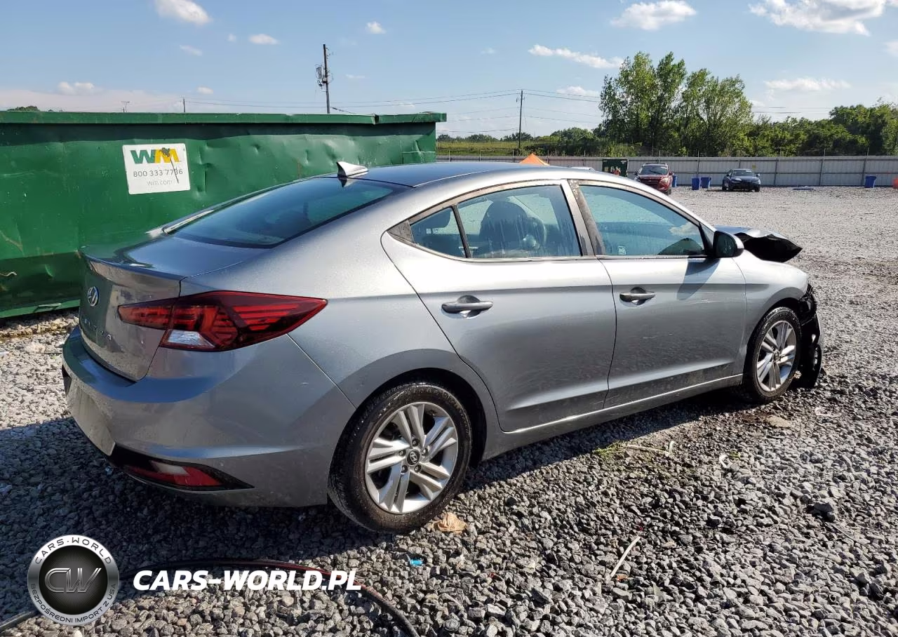 2019 Hyundai Elantra Sel VIN:KMHD84LF1KU748569 - 3