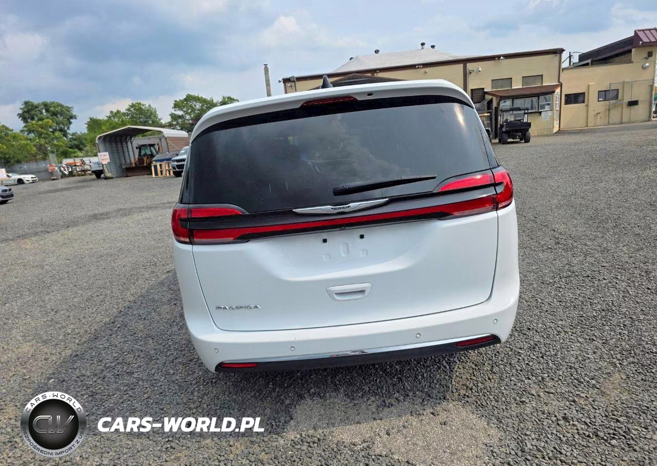 2025 Chrysler Pacifica Select VIN:2C4RC1BG8SR512113 - 6