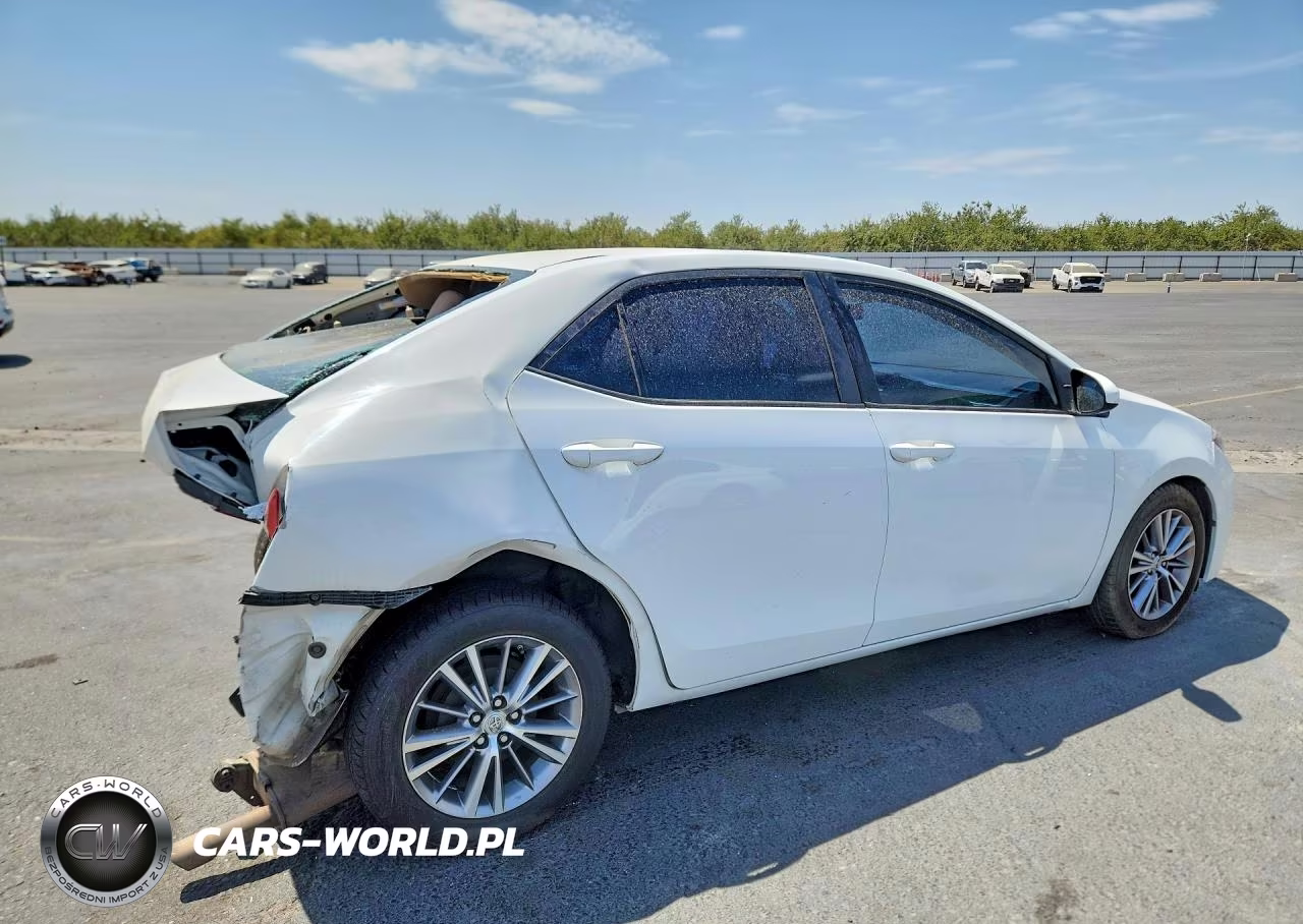 2014 Toyota Corolla Le Plus VIN:5YFBURHEXEP013370 - 3