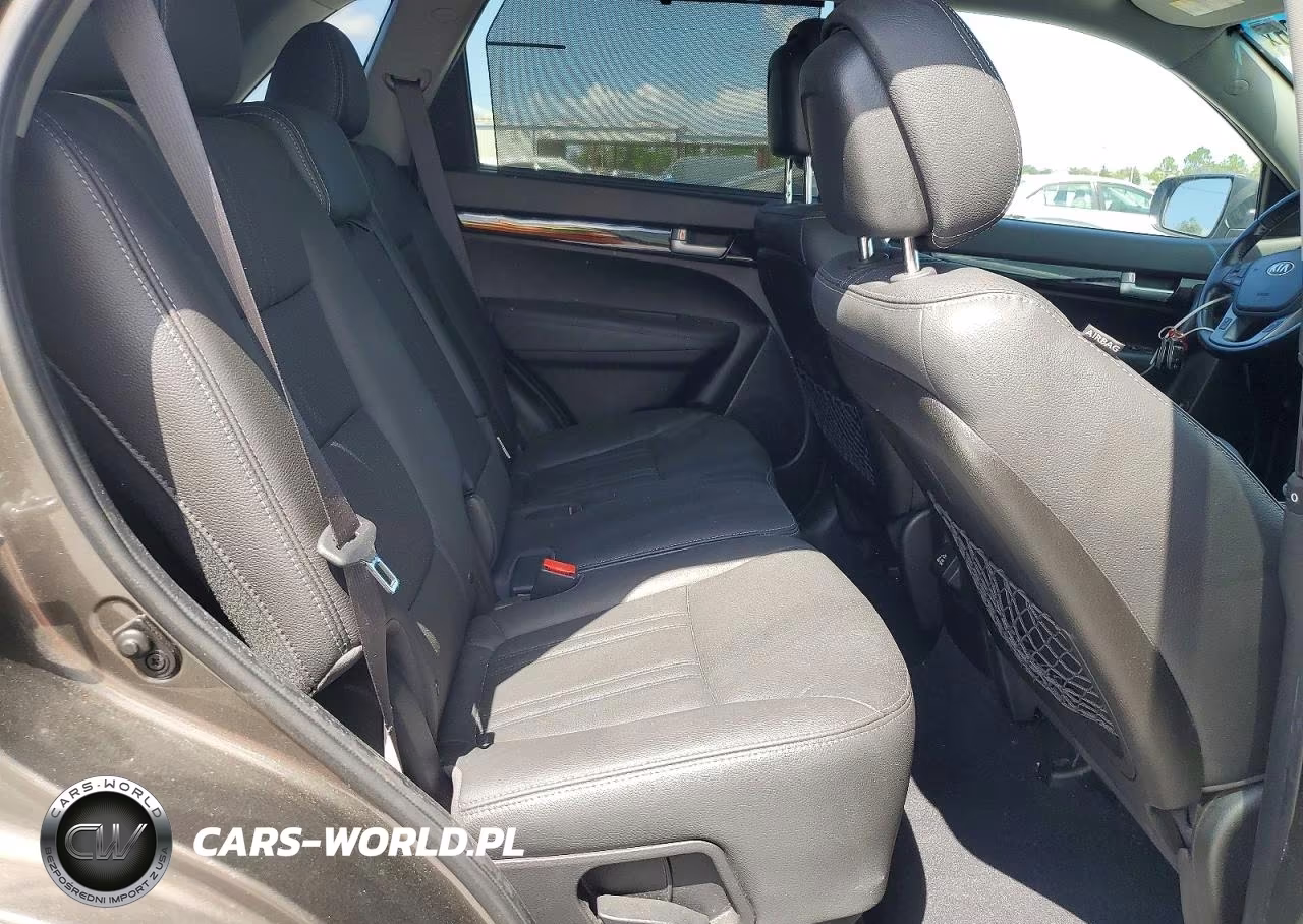 2015 Kia Sorento VIN:5XYKUDA71FG614381 - 11