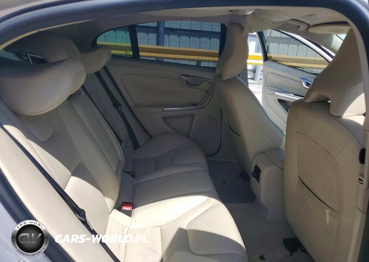 2015 Volvo S60 Platinum VIN:YV140MFM5F1348554 - 10
