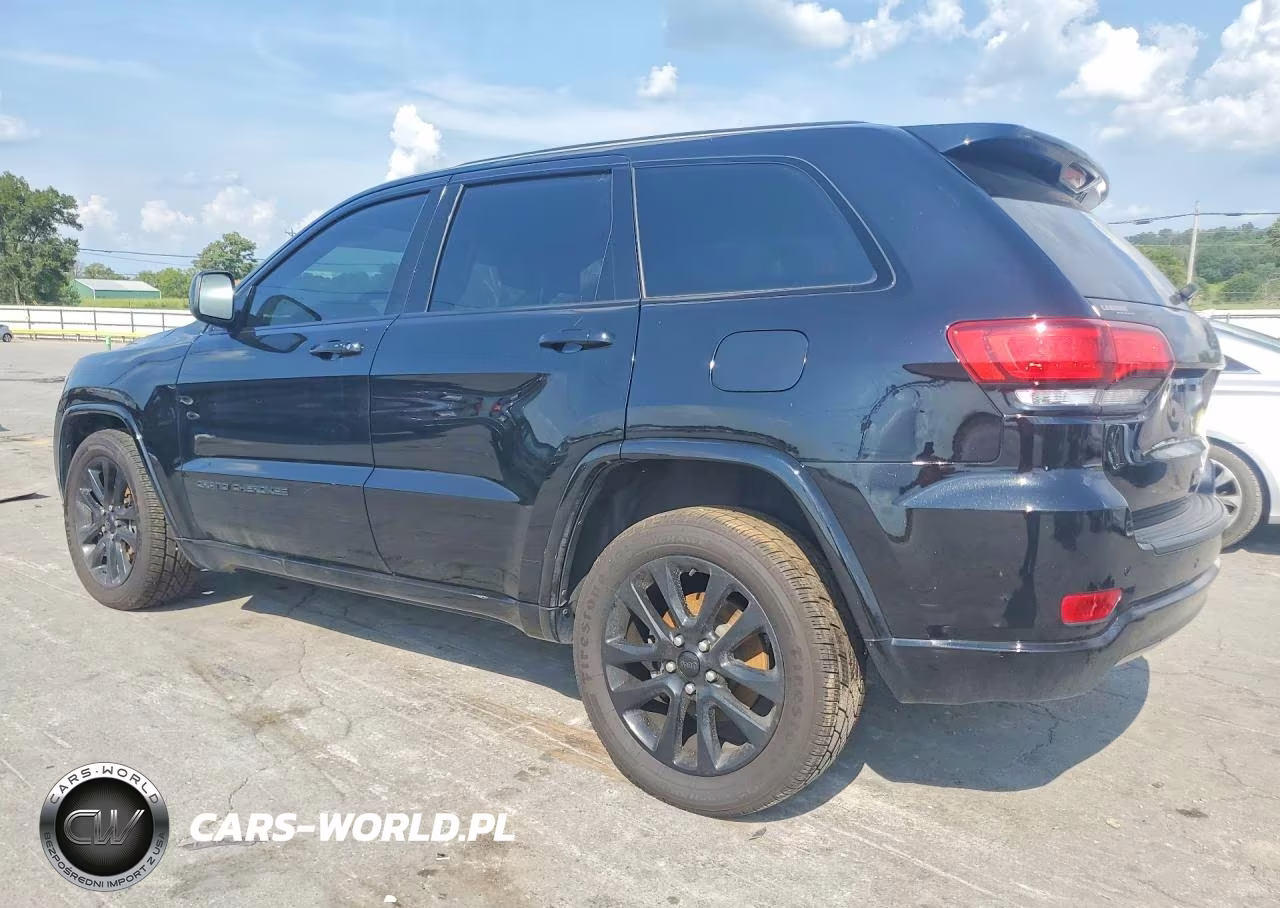 2020 Jeep Grand Cherokee Laredo VIN:1C4RJEAG8LC113047 - 2
