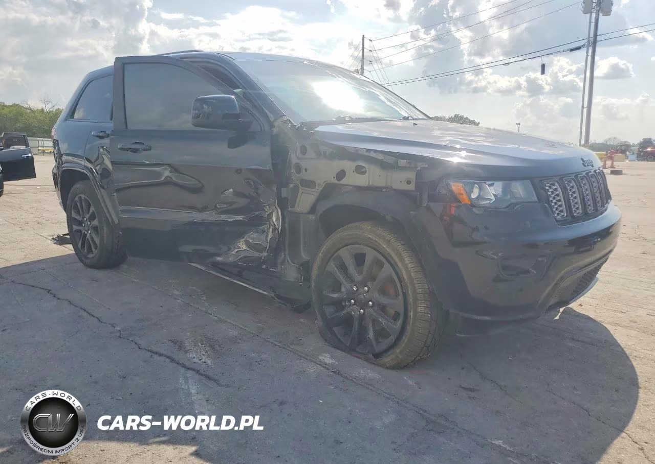 2020 Jeep Grand Cherokee Laredo VIN:1C4RJEAG8LC113047 - 4