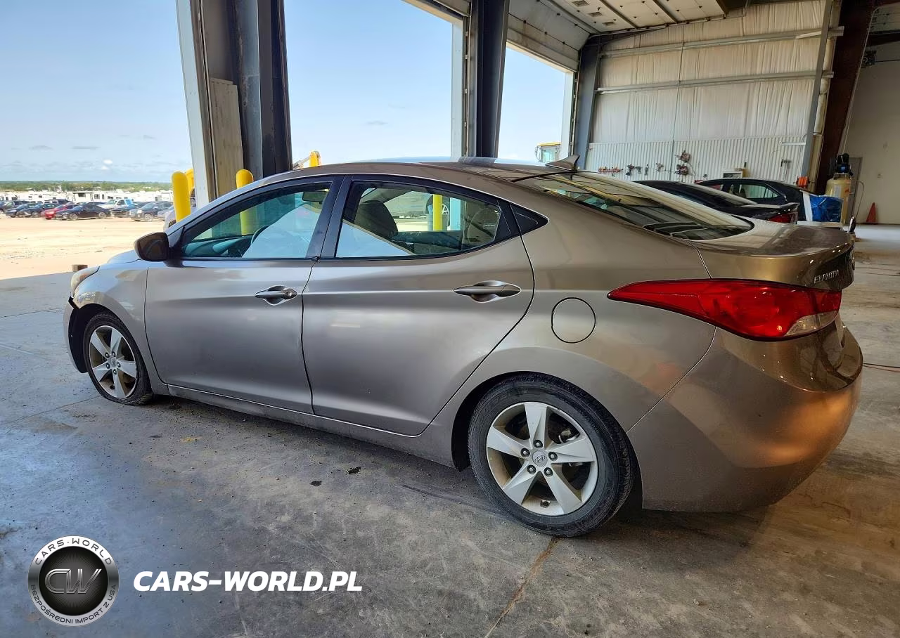 2013 Hyundai Elantra Gls VIN:5NPDH4AE5DH323559 - 2