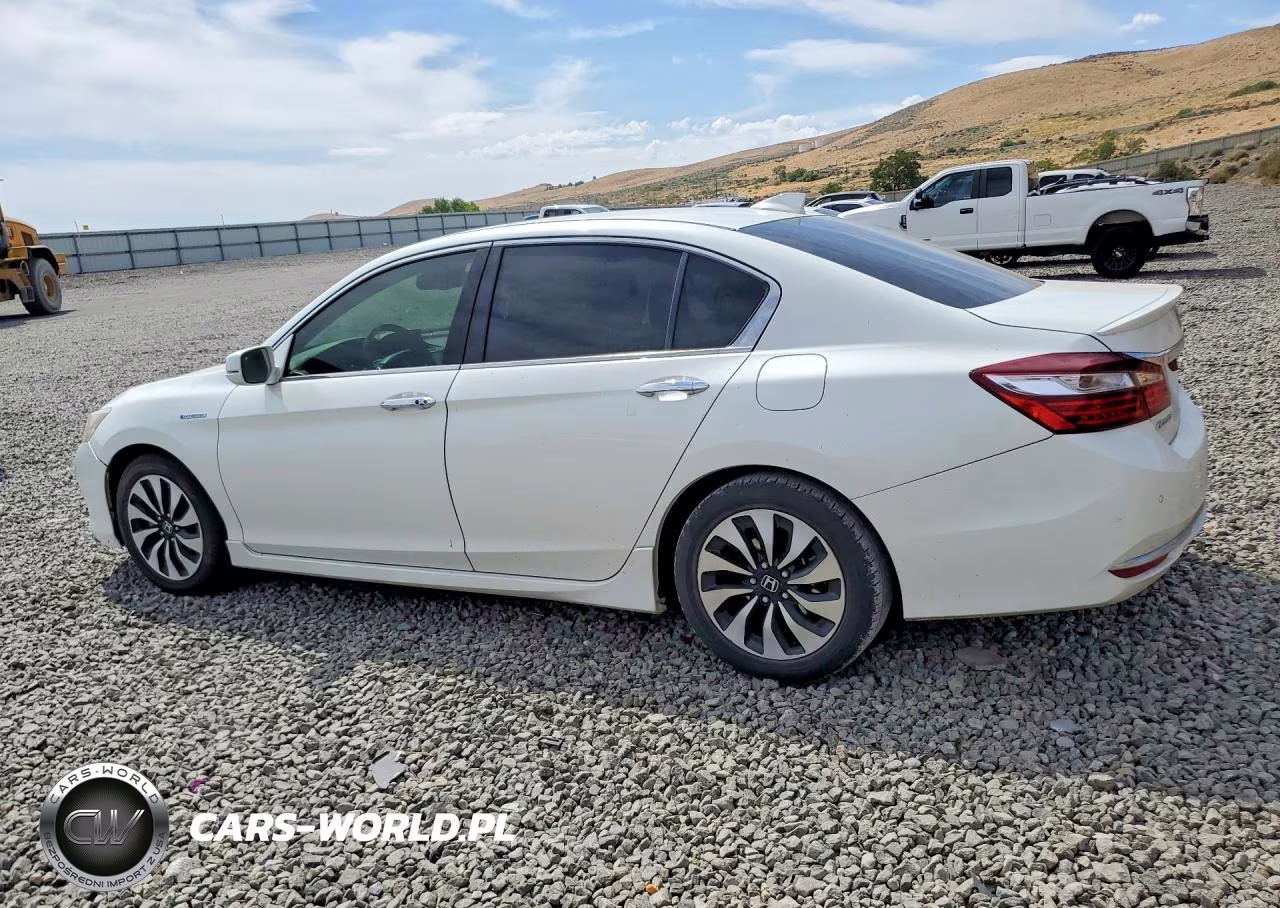 2017 Honda Accord Touring Hybrid VIN:JHMCR6F74HC007892 - 2