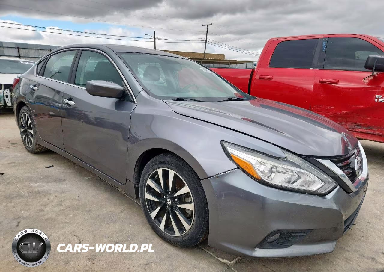 2018 Nissan Altima 2.5 VIN:1N4AL3APXJC270996 - 4