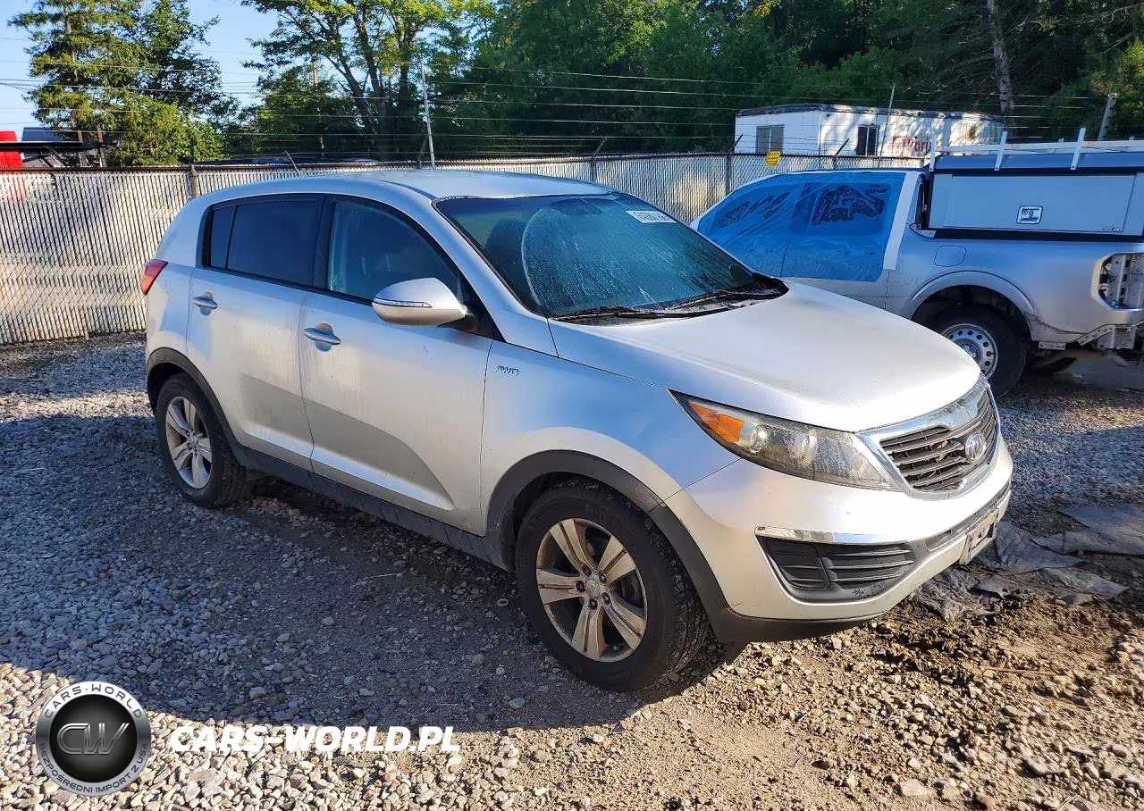 2012 Kia Sportage Lx VIN:KNDPBCA2XC7216332 - 4