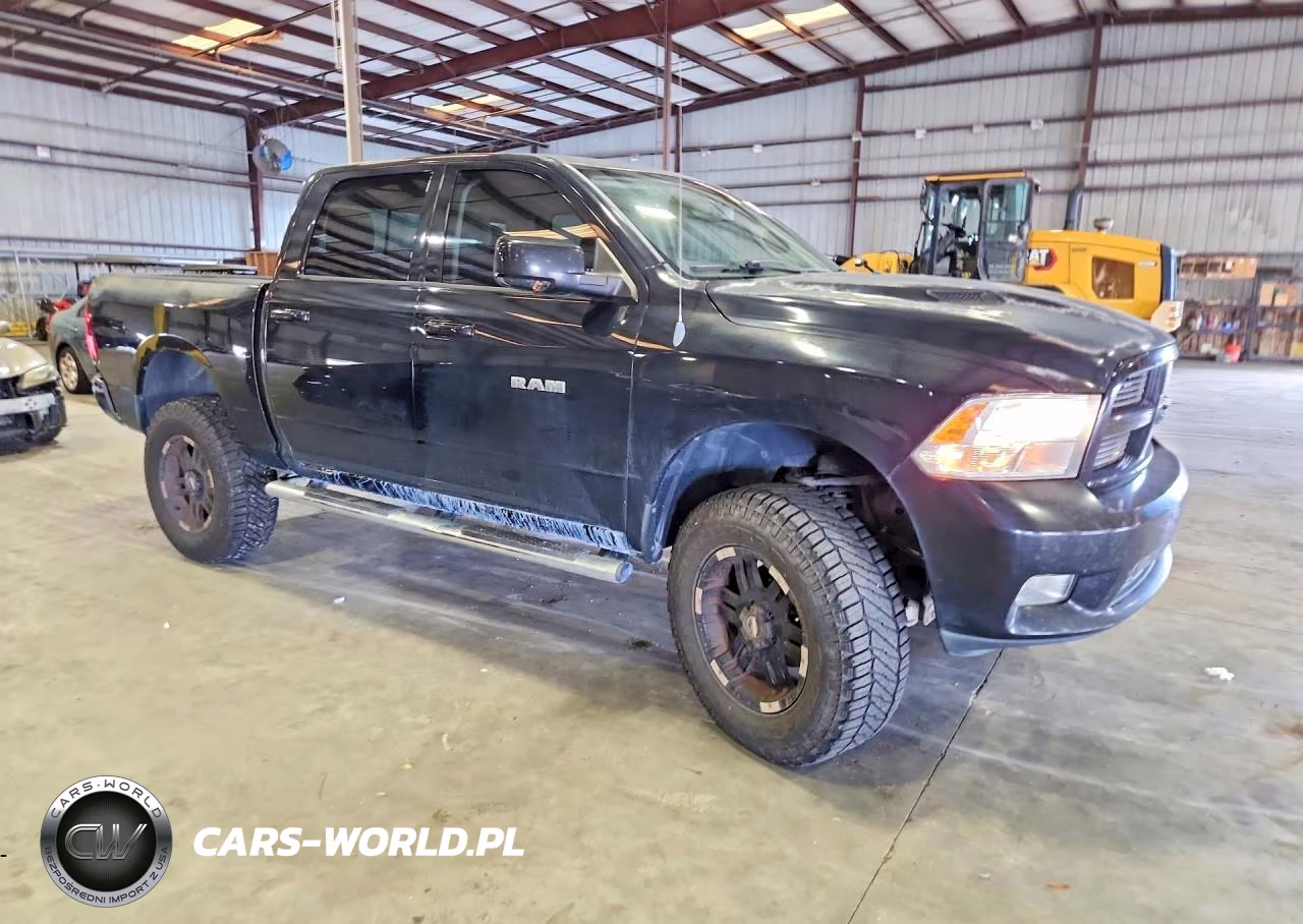 2012 Dodge Ram 1500 Sport VIN:1C6RD7MTXCS272208 - 4