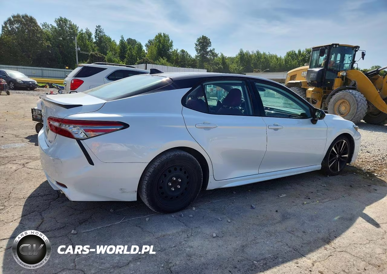 2019 Toyota Camry Xse VIN:4T1B61HK5KU197127 - 3