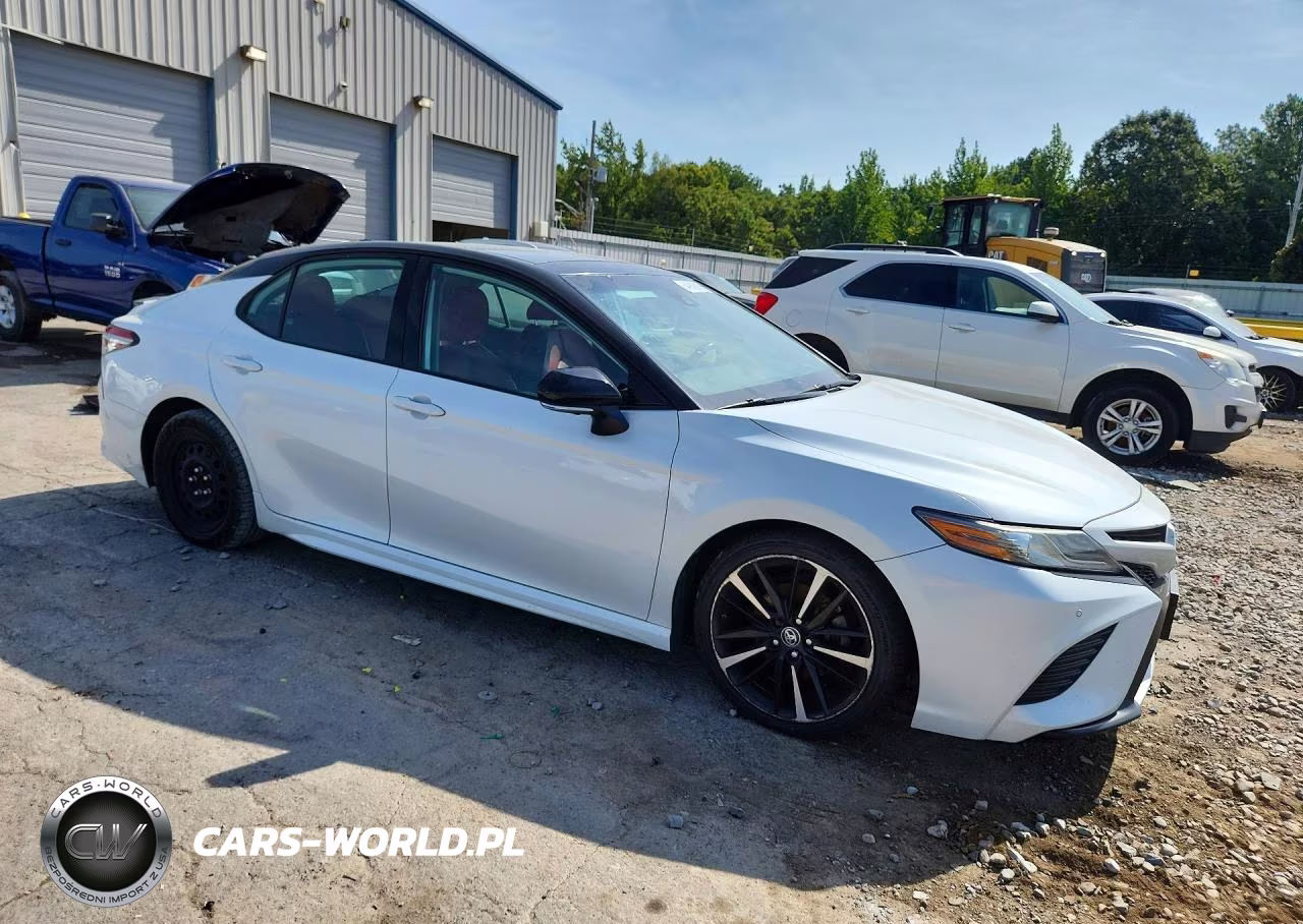 2019 Toyota Camry Xse VIN:4T1B61HK5KU197127 - 4