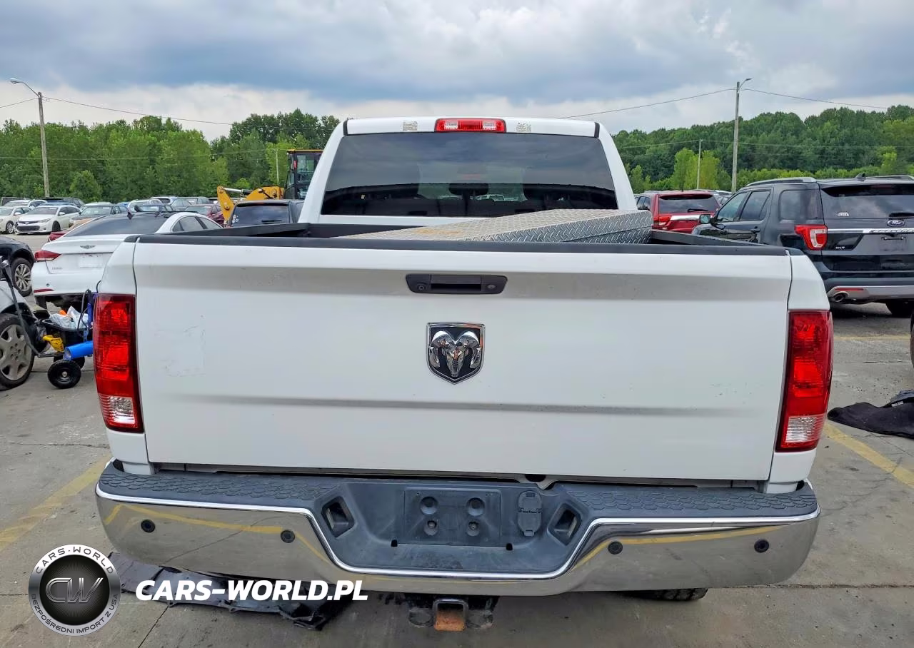 2018 Ram 2500 St VIN:3C6UR5CL8JG107229 - 6