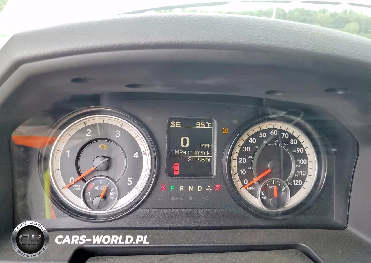 2018 Ram 2500 St VIN:3C6UR5CL8JG107229 - 9