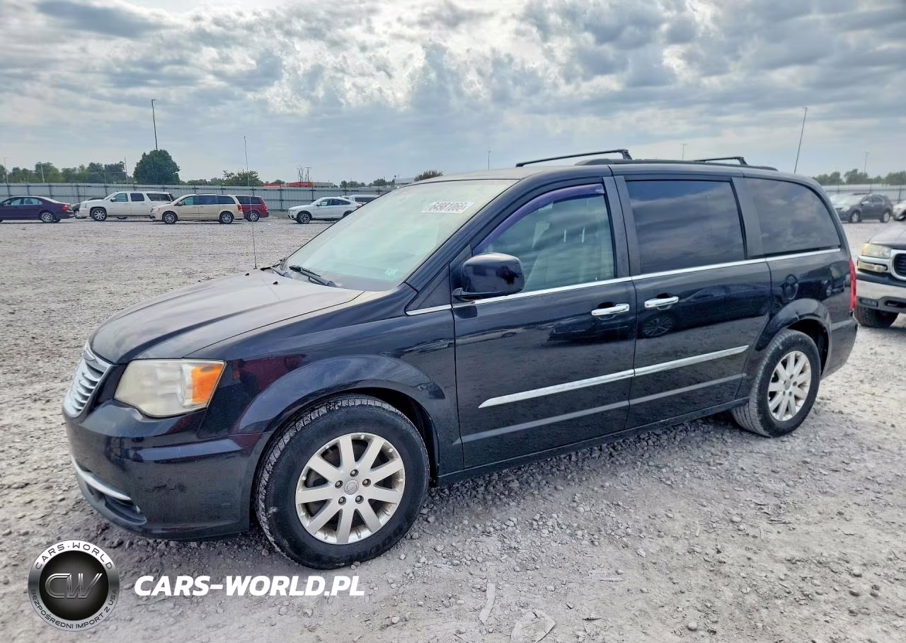 2014 Chrysler Town & Country Touring