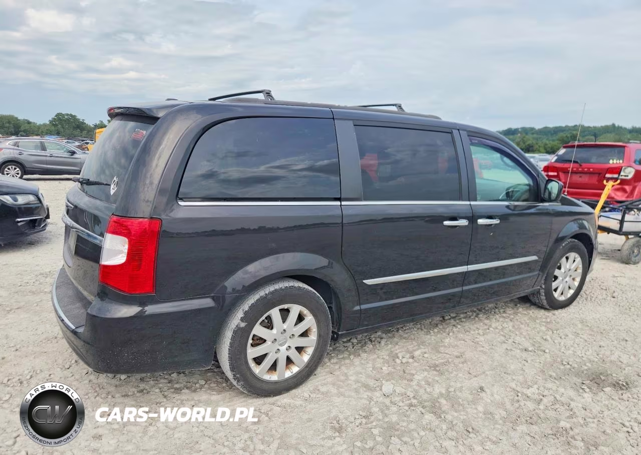 2014 Chrysler Town & Country Touring VIN:2C4RC1BG0ER413502 - 3