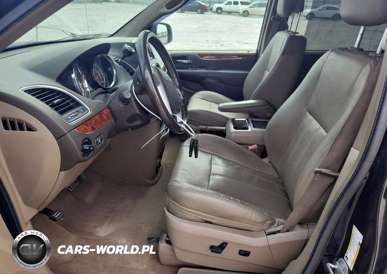 2014 Chrysler Town & Country Touring VIN:2C4RC1BG0ER413502 - 7