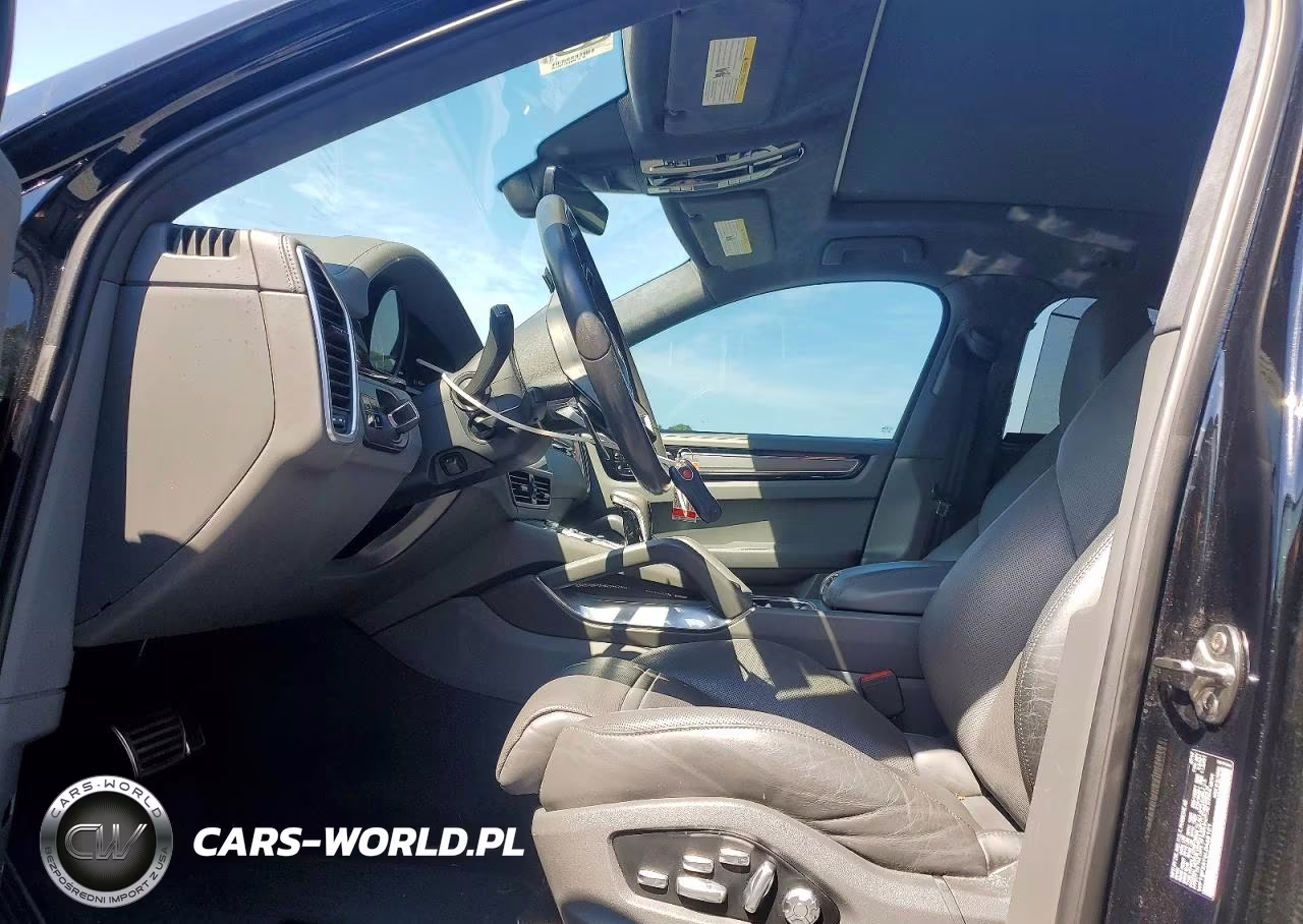 2020 Porsche Cayenne Turbo Coupe VIN:WP1BF2AY6LDA65101 - 7