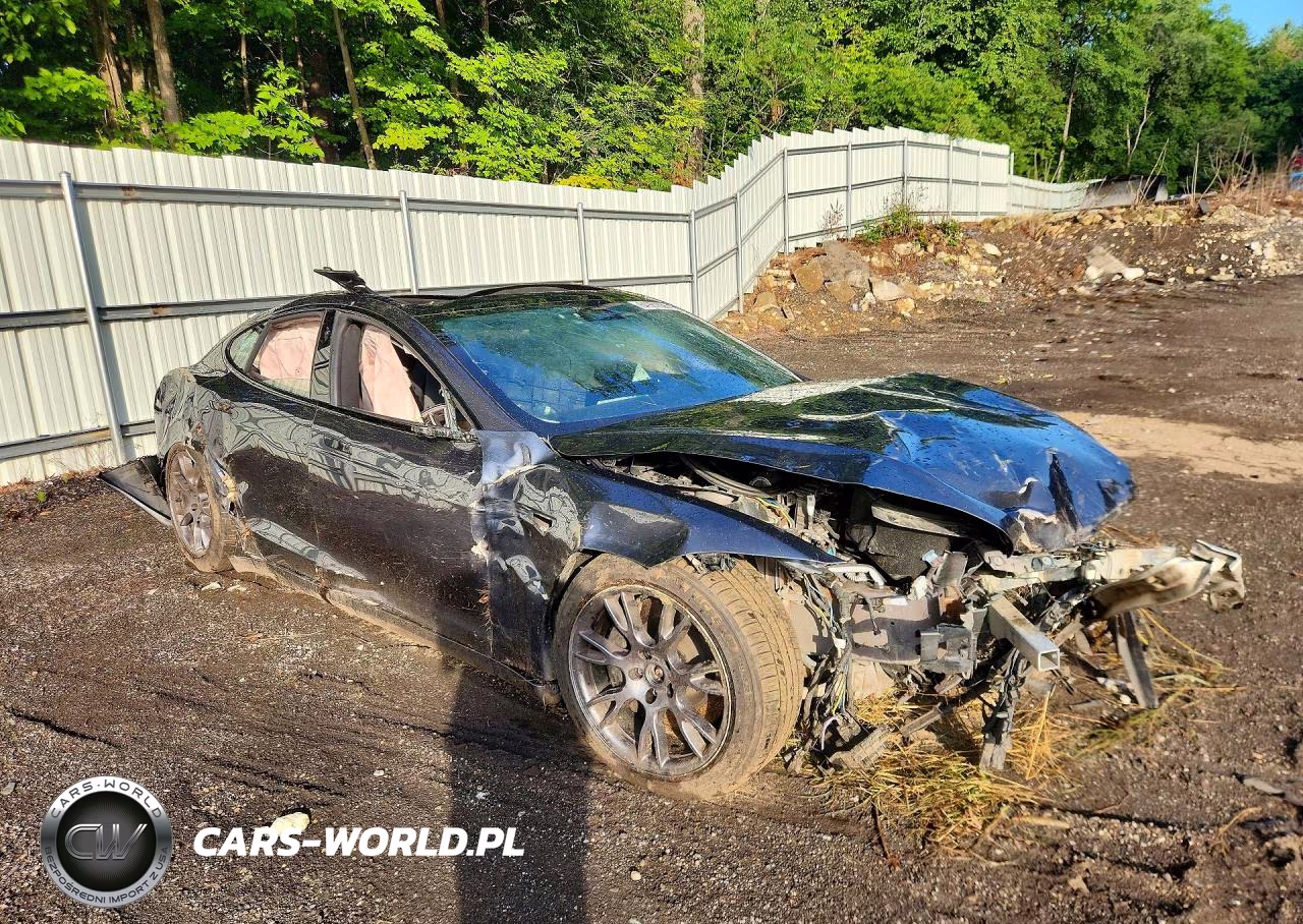 2022 Tesla Model S VIN:5YJSA1E63NF472758 - 4
