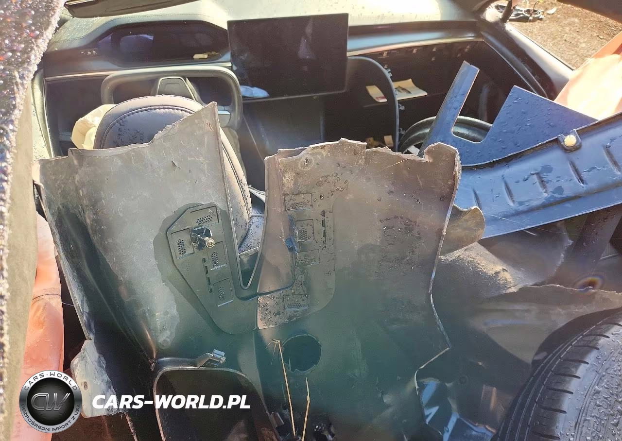 2022 Tesla Model S VIN:5YJSA1E63NF472758 - 8