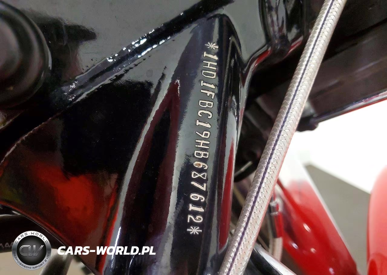 2017 Harley-Davidson Flhr Road King VIN:1HD1FBC19HB687612 - 10