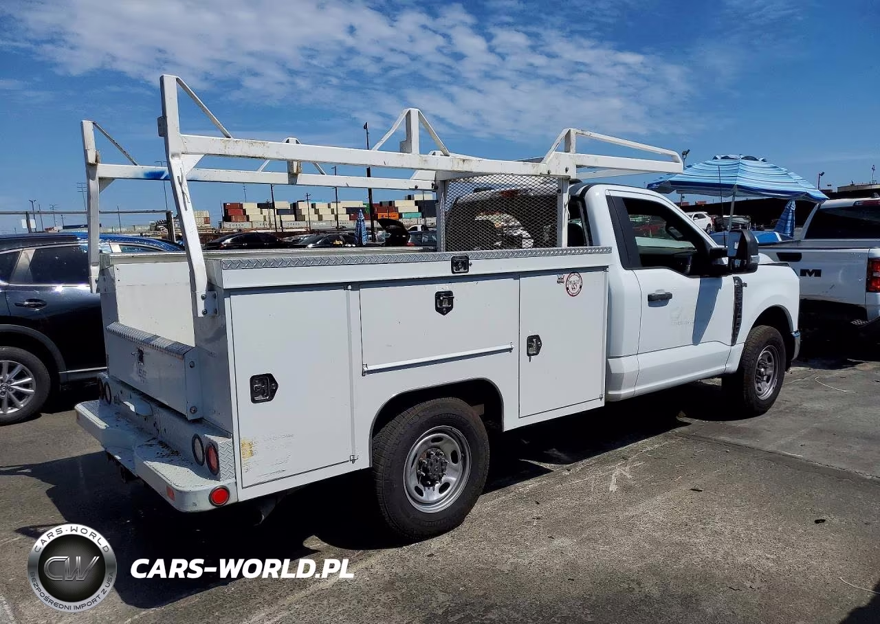 2023 Ford F250 Super Duty VIN:1FTBF2AA0PEC46778 - 3