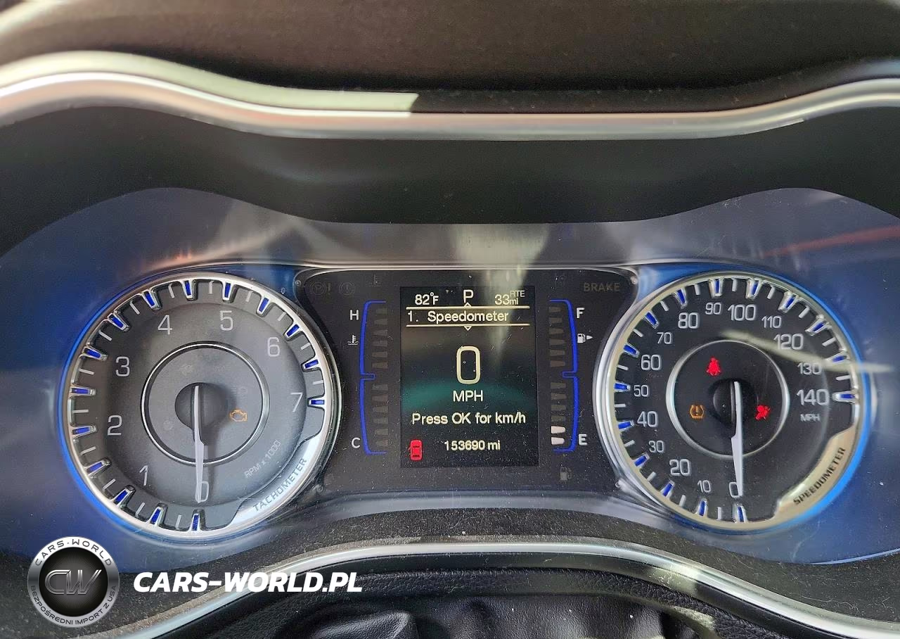 2015 Chrysler 200 Limited VIN:1C3CCCAB9FN720838 - 9