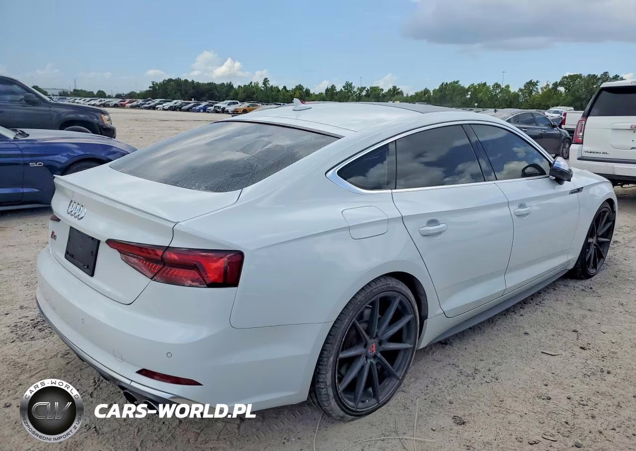 2018 Audi S5 Prestige VIN:WAUC4CF52JA039705 - 3