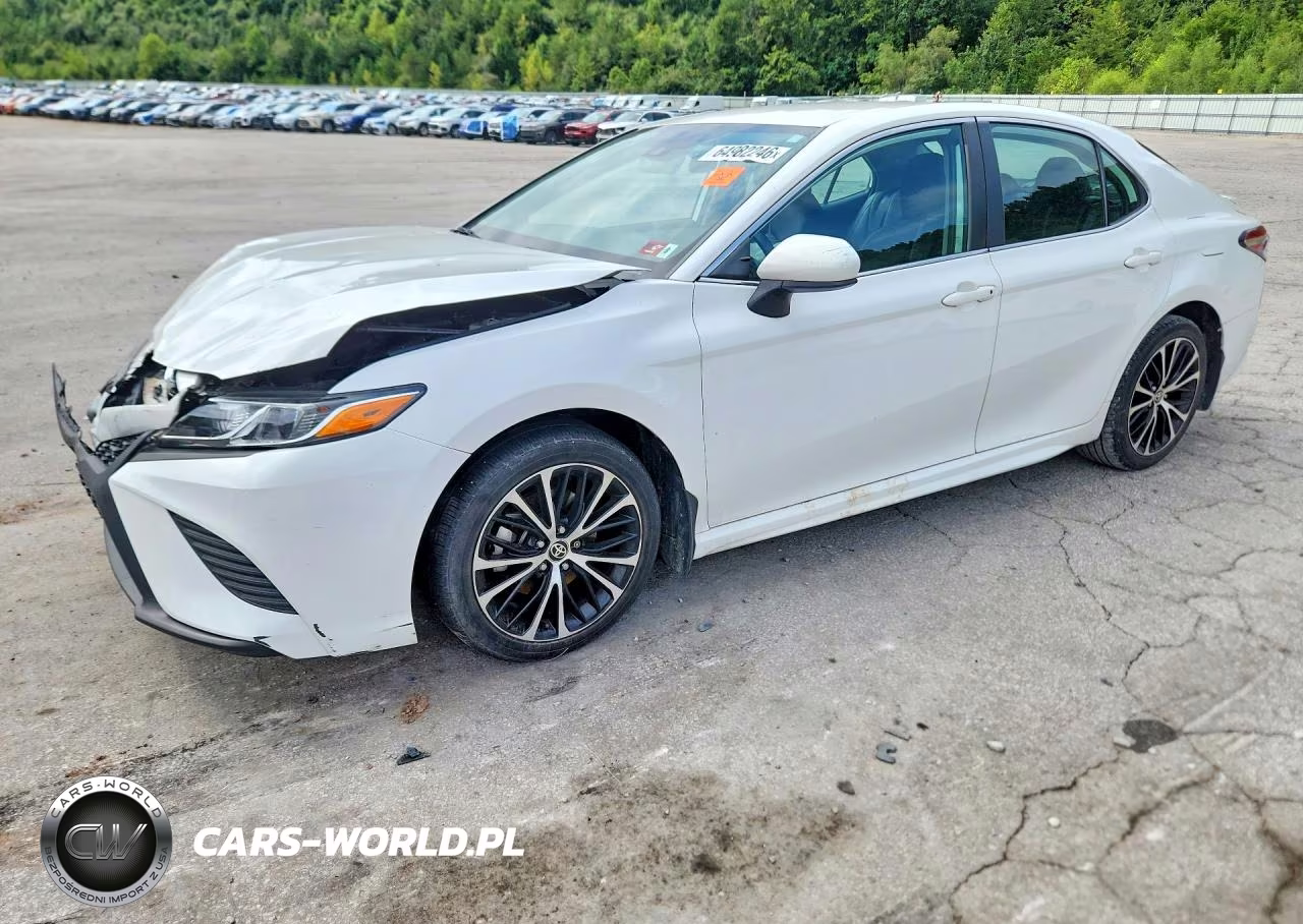 2020 Toyota Camry Se