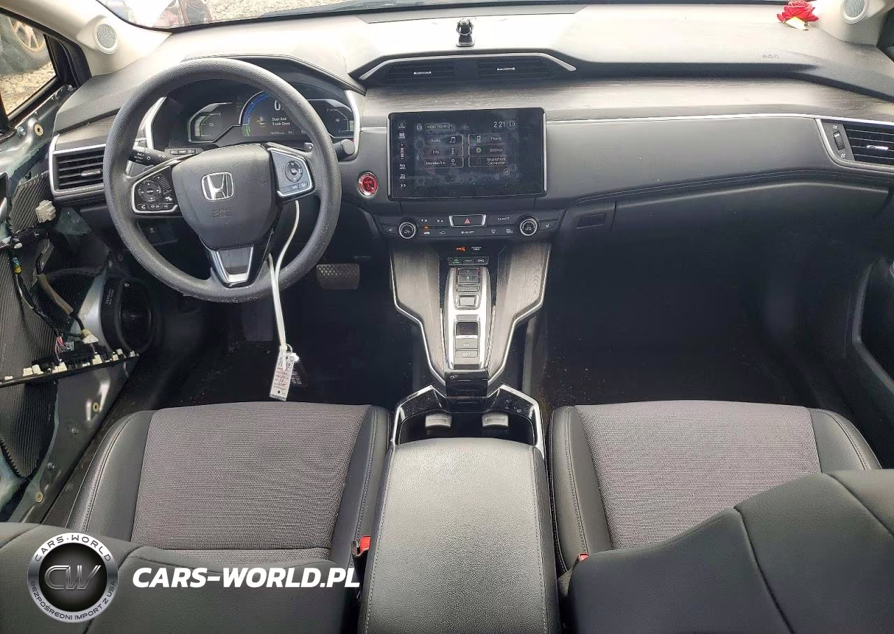 2018 Honda Clarity VIN:JHMZC5F17JC011216 - 8