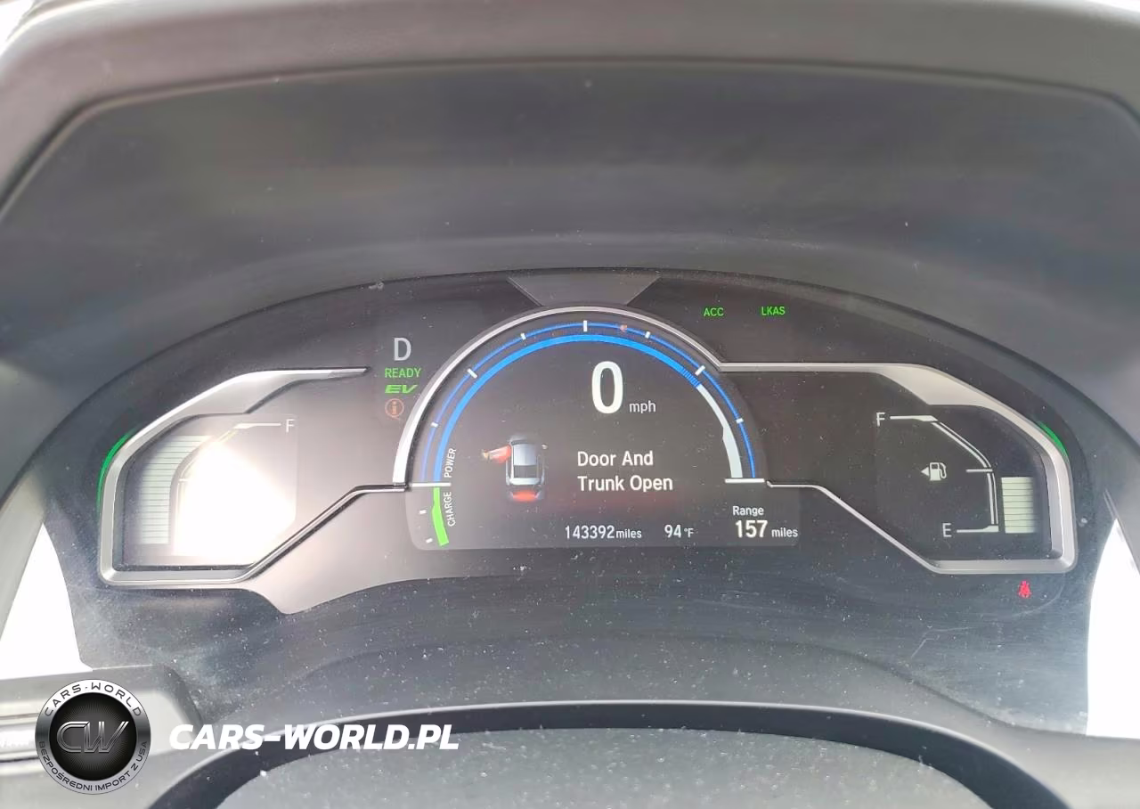 2018 Honda Clarity VIN:JHMZC5F17JC011216 - 9