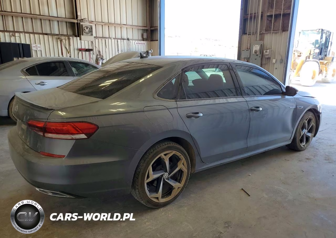 2020 Volkswagen Passat R-Line VIN:1VWMA7A33LC020999 - 3