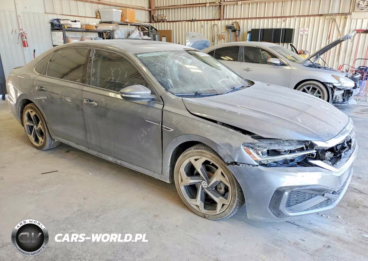 2020 Volkswagen Passat R-Line VIN:1VWMA7A33LC020999 - 4