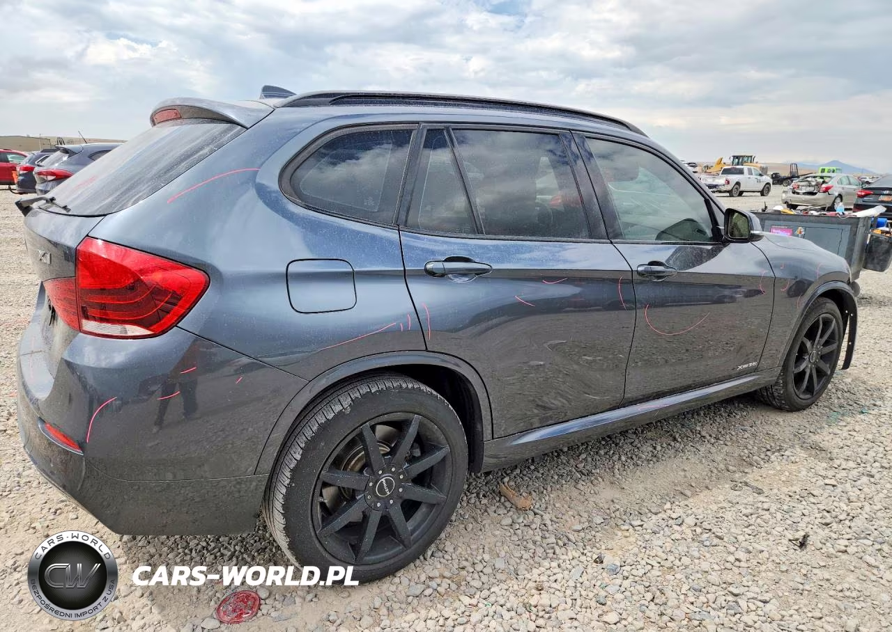 2014 BMW X1 xDrive35I VIN:WBAVM5C5XEVV93307 - 3