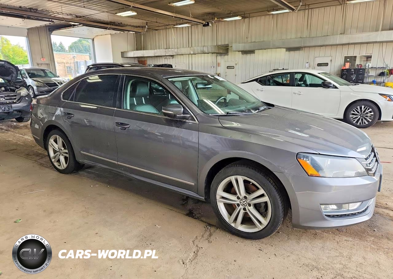 2014 Volkswagen Passat Sel VIN:1VWCN7A34EC021291 - 4