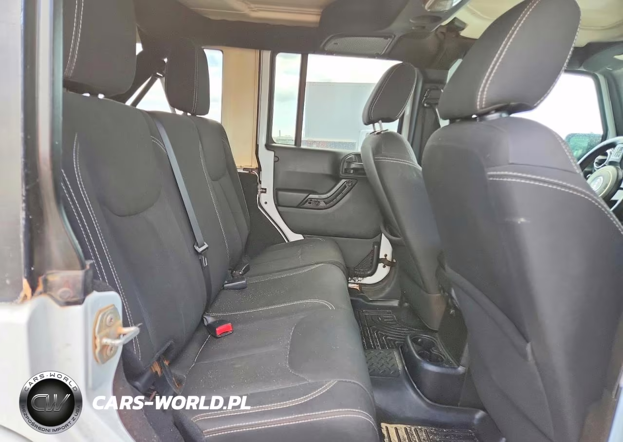 2016 Jeep Wrangler Unlimited Sahara VIN:1C4BJWEG5GL234030 - 11