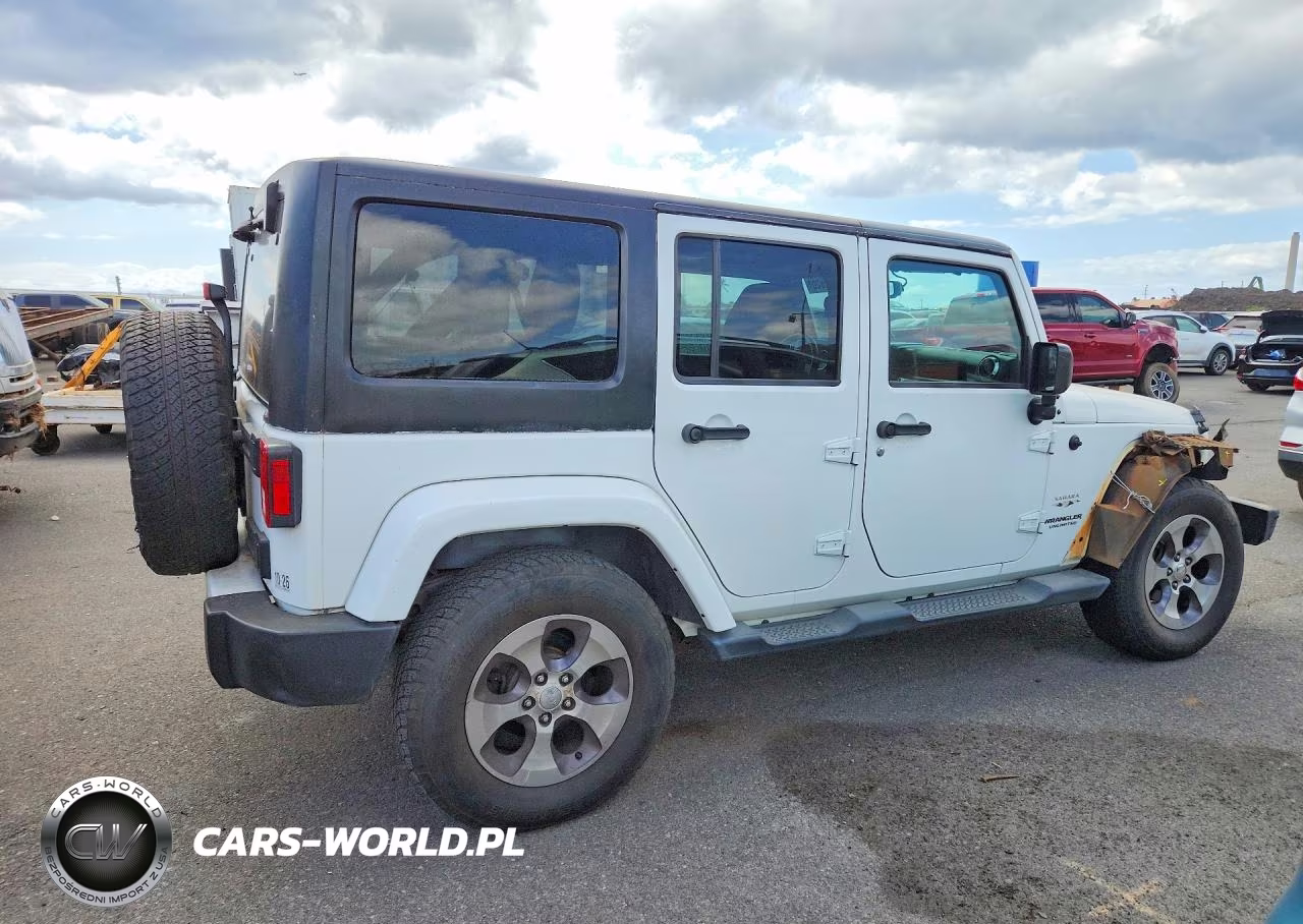 2016 Jeep Wrangler Unlimited Sahara VIN:1C4BJWEG5GL234030 - 3