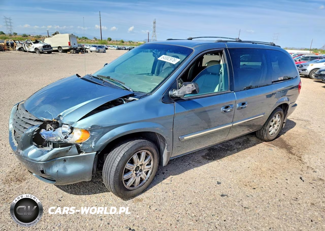2005 Chrysler Town & Country Touring