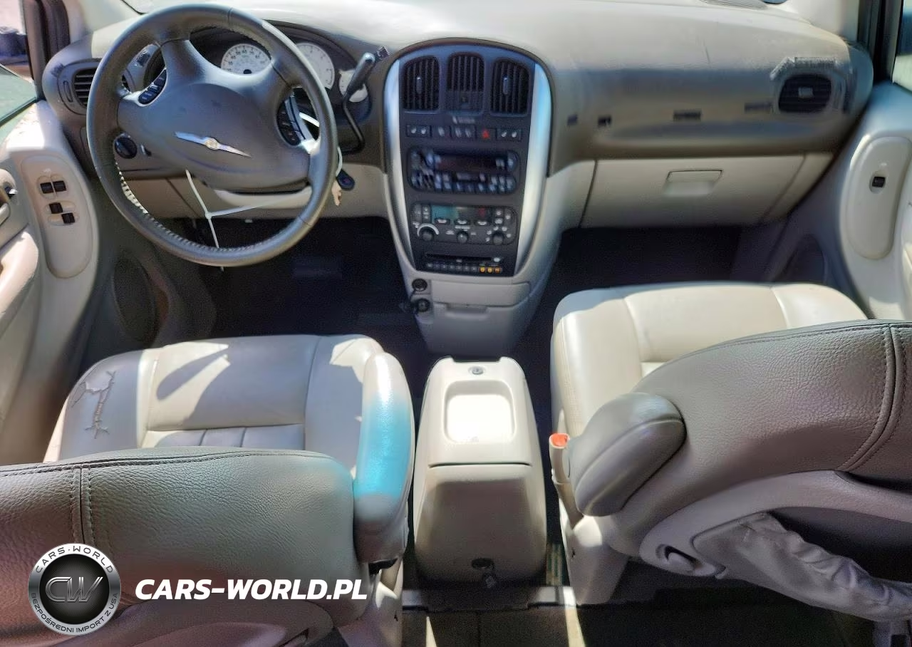 2005 Chrysler Town & Country Touring VIN:2C8GP54L05R249714 - 8