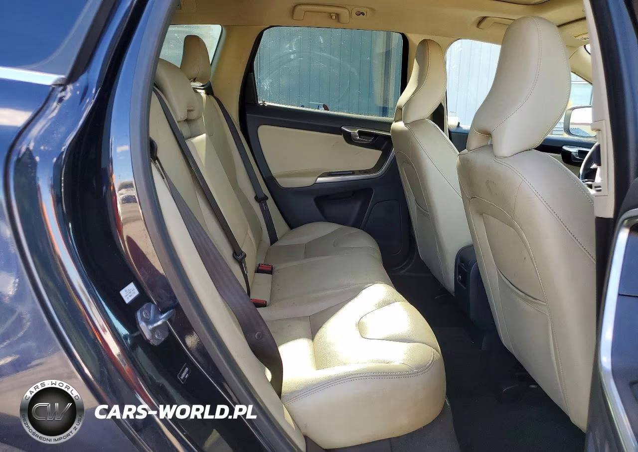 2016 Volvo Xc60 T5 Premier VIN:YV440MDK8G2879084 - 11