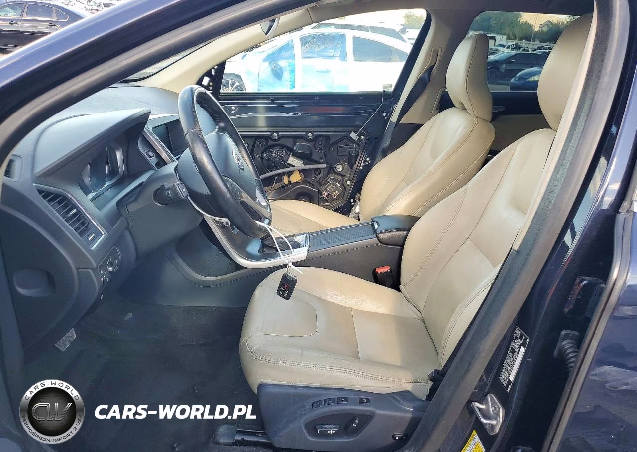 2016 Volvo Xc60 T5 Premier VIN:YV440MDK8G2879084 - 7