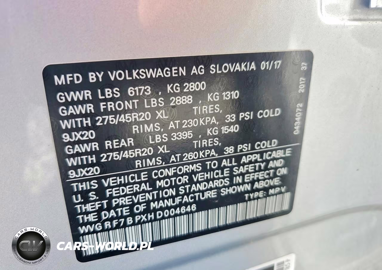 2017 Volkswagen Touareg Wolfsburg VIN:WVGRF7BPXHD004646 - 12