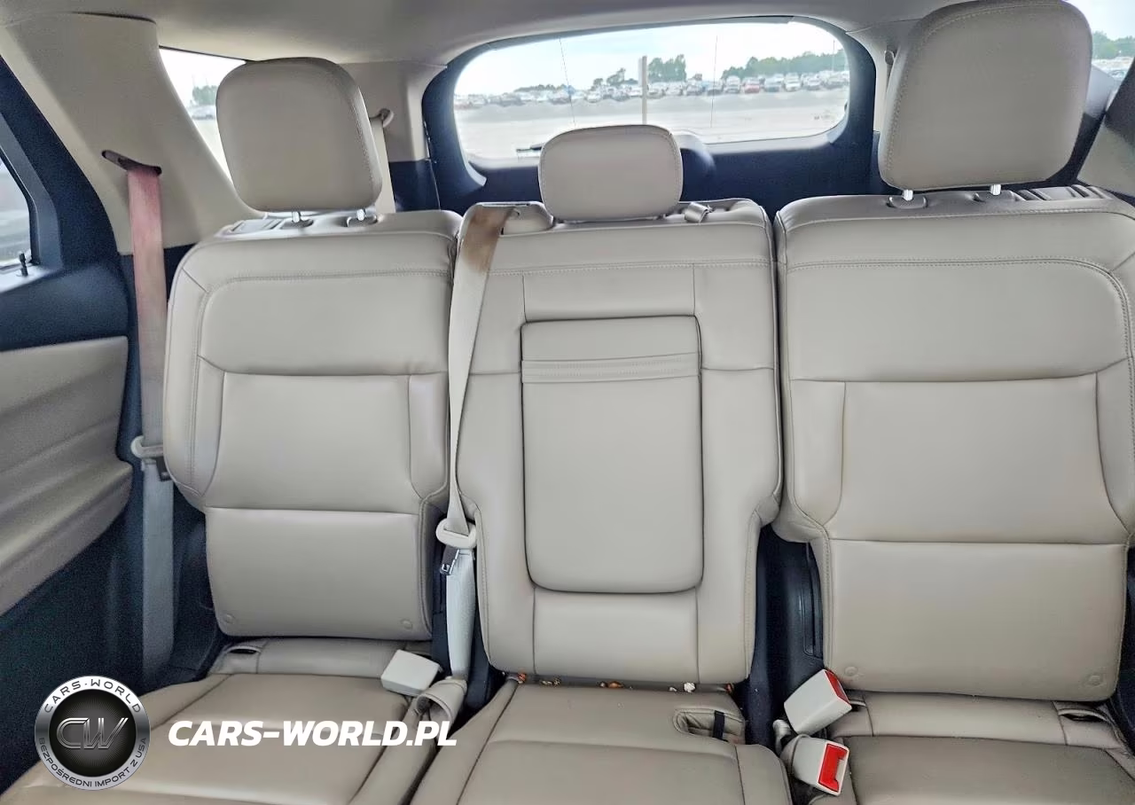 2022 Ford Explorer Xlt VIN:1FMSK7DH6NGA47703 - 10