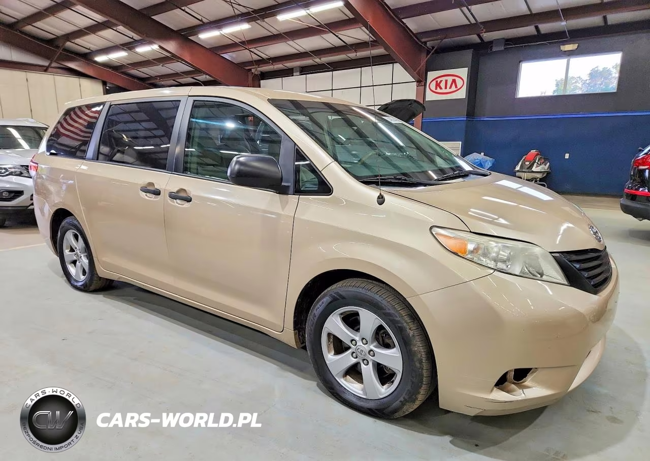 2012 Toyota Sienna Base 7-Passenger VIN:5TDZK3DC2CS182597 - 4