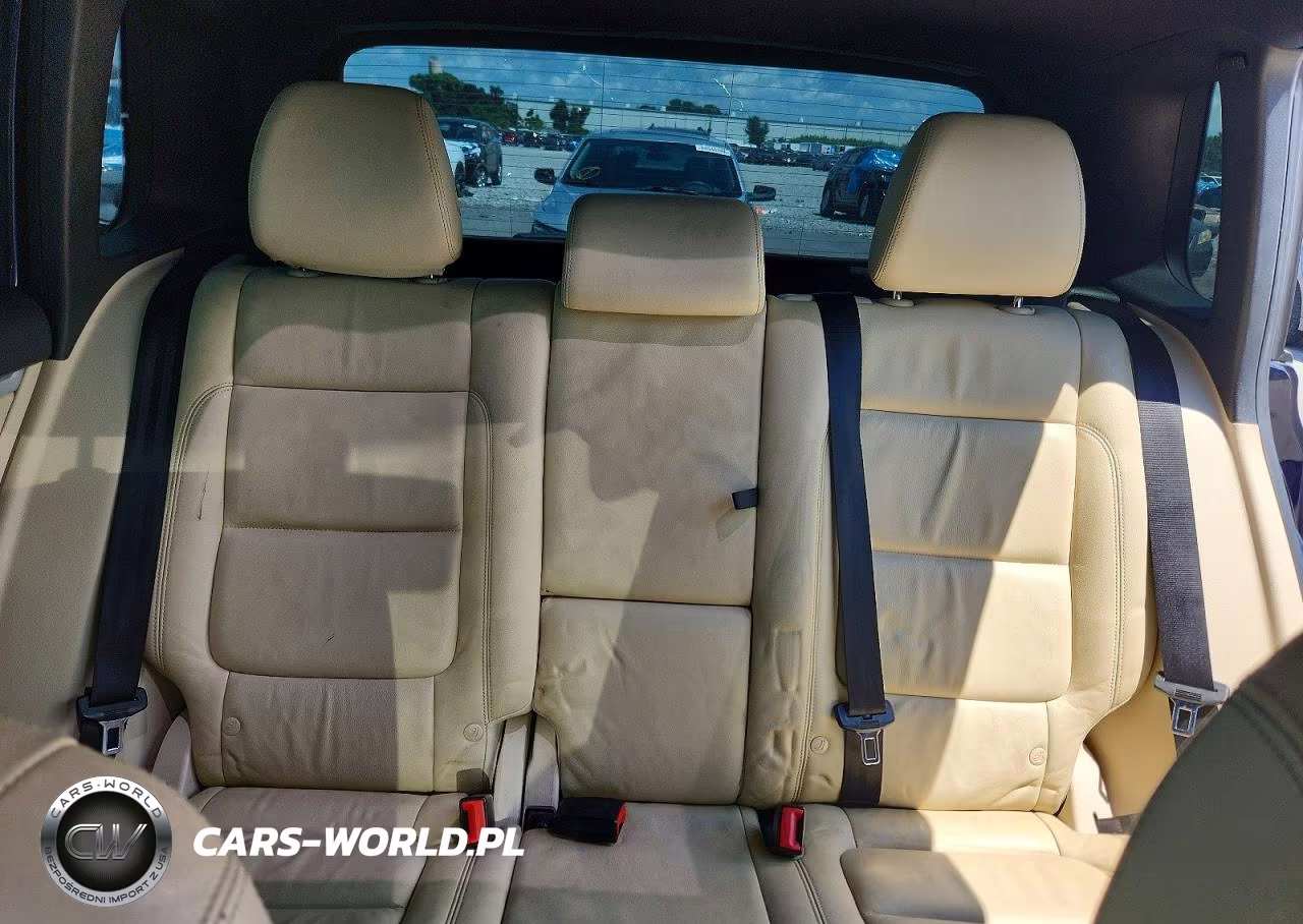 2014 Volkswagen Tiguan S VIN:WVGAV3AX1EW081142 - 10