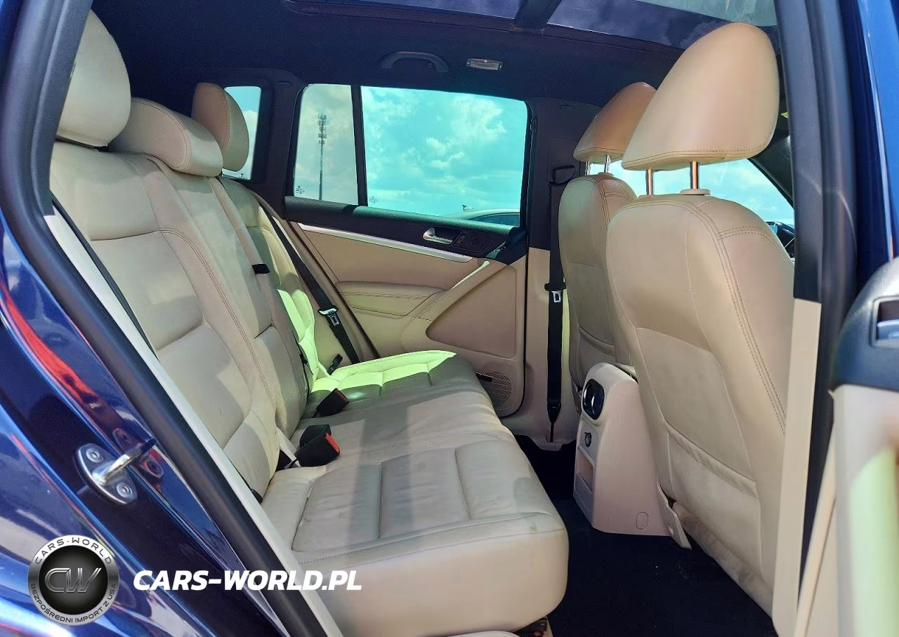 2014 Volkswagen Tiguan S VIN:WVGAV3AX1EW081142 - 11