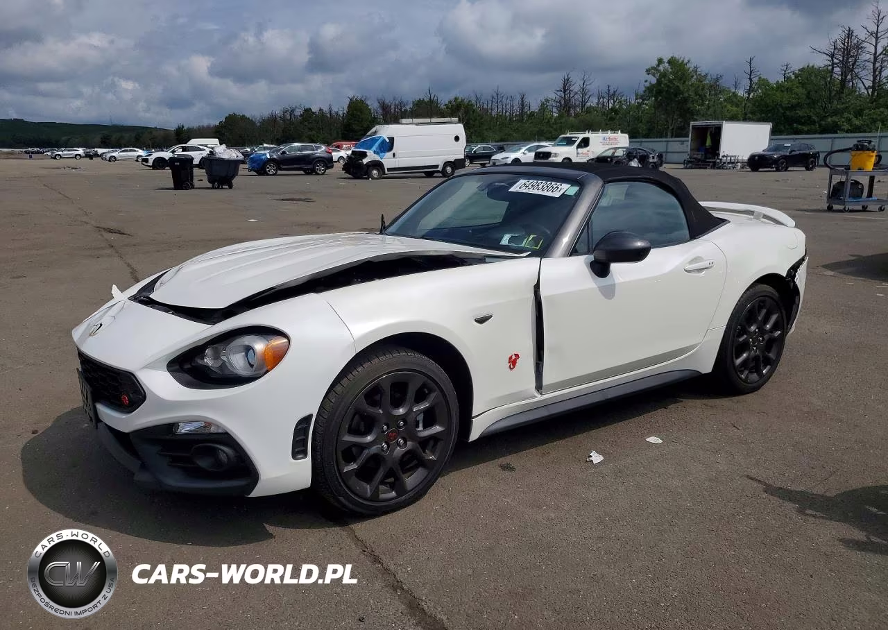 2020 Fiat 124 Spider Classica – zdjęcie 1 z 12