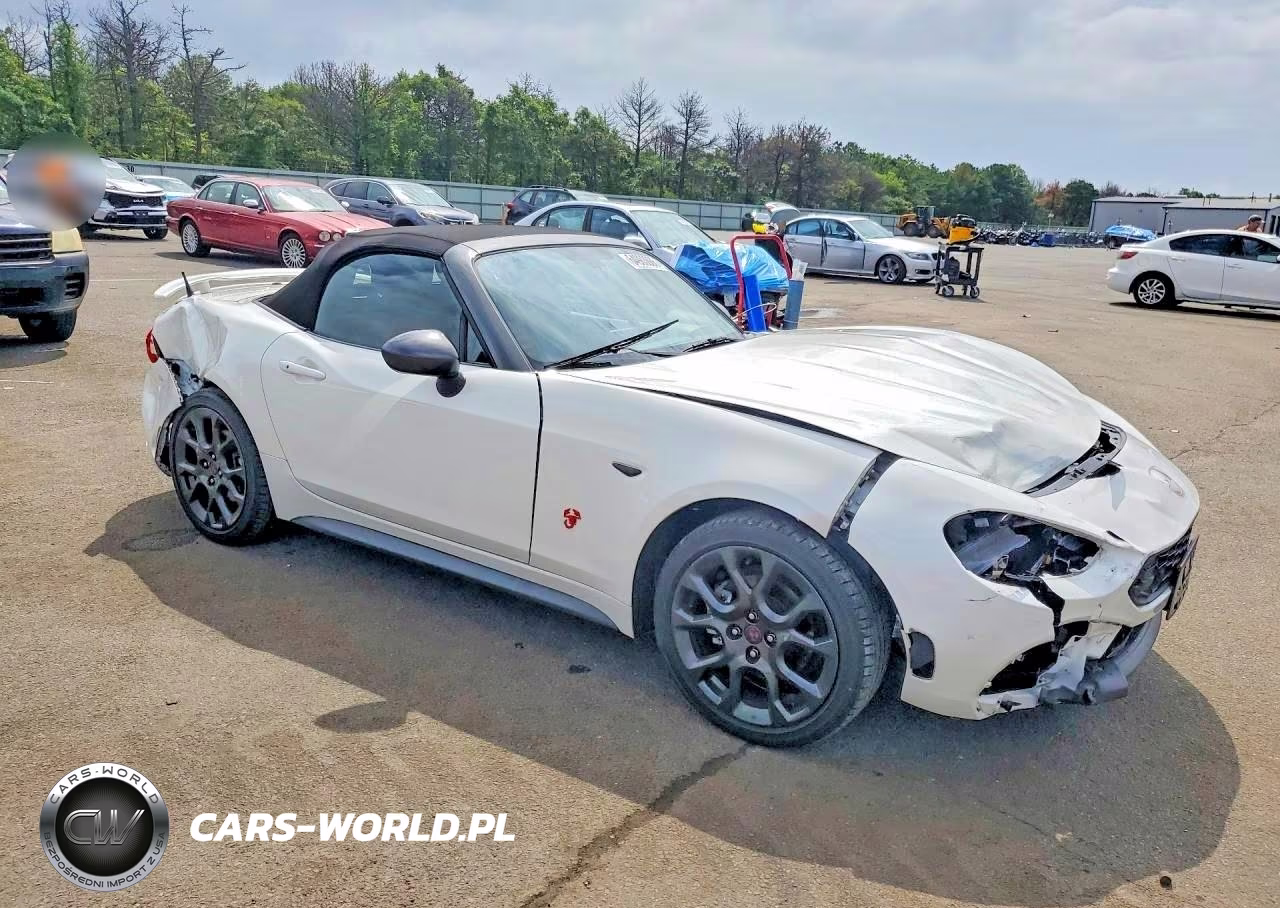 2020 Fiat 124 Spider Classica VIN:JC1NFAEK8L0145258 - 4