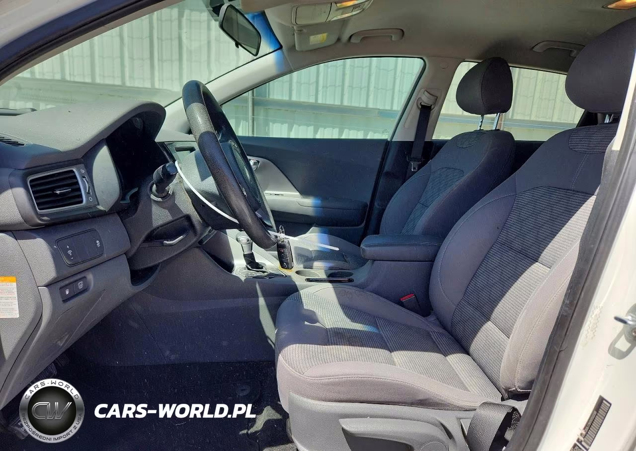 2017 Kia Niro Lx VIN:KNDCB3LC3H5053238 - 7