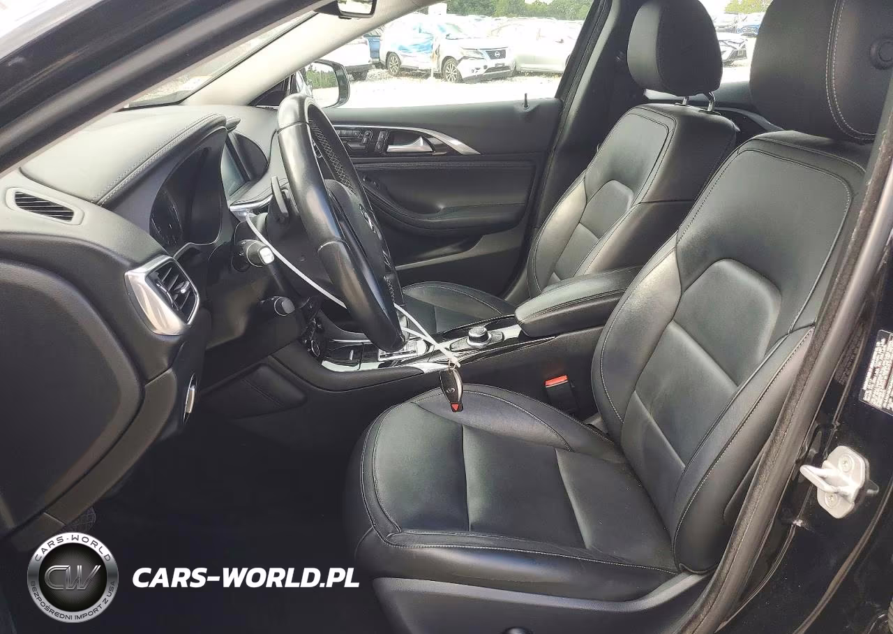 2018 Infiniti Qx30 Premium VIN:SJKCH5CR5JA047773 - 7